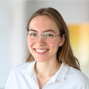Julia-Storek-1-intakt-physiotherapie-osteopathie